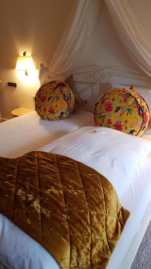 Das Kleine Hotel Iphofen, Fruehstueckszauber, No Waste, Nachhaltig, Nahe Aller Weingueter, Knauf Gips Kg Und Connekt, Kleines Secret Mit Garten & Terrassen, Tv Mirrorring, 55" Tv, Fine Dining, Hunde Willkommen Ngoại thất bức ảnh